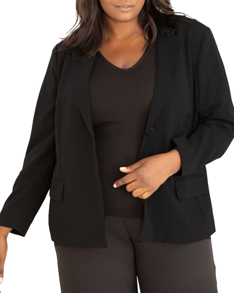 Front of a model wearing a size 14 Plus Size Lined Core Blazer Jacket in Black by Marée Pour Toi. | dia_product_style_image_id:237913